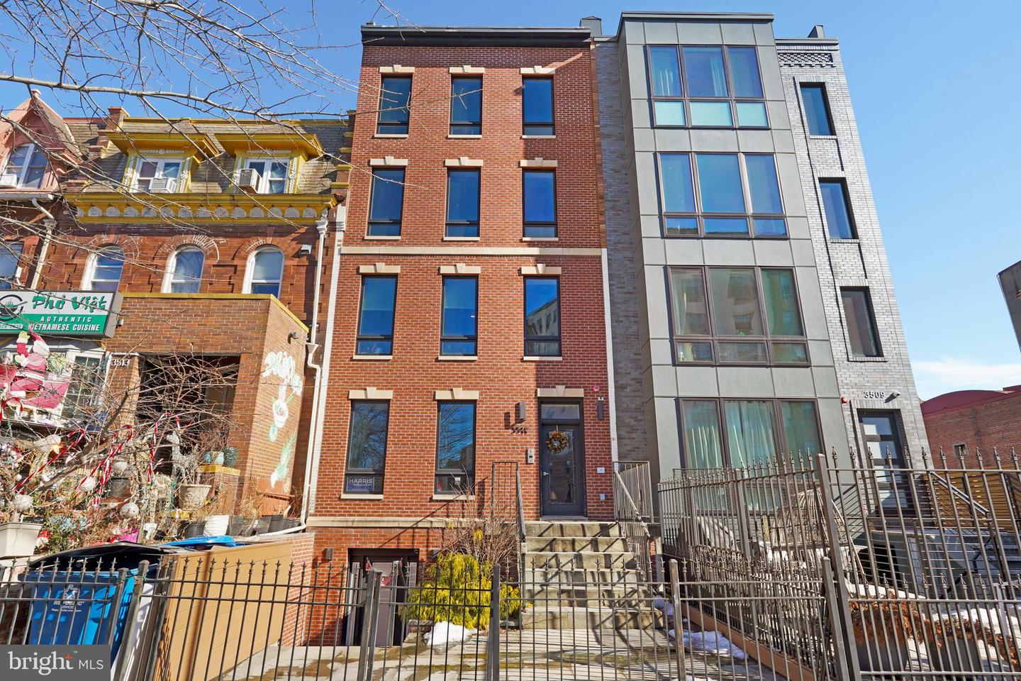 3511 14TH ST NW #4, WASHINGTON, District Of Columbia 20010, 2 Bedrooms Bedrooms, ,2 BathroomsBathrooms,Residential,For sale,3511 14TH ST NW #4,DCDC2198572 MLS # DCDC2198572