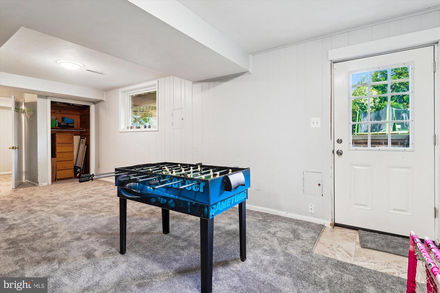 538 MARSHALL RD SW, VIENNA, Virginia 22180, 4 Bedrooms Bedrooms, ,3 BathroomsBathrooms,Residential,For sale,538 MARSHALL RD SW,VAFX2237930 MLS # VAFX2237930