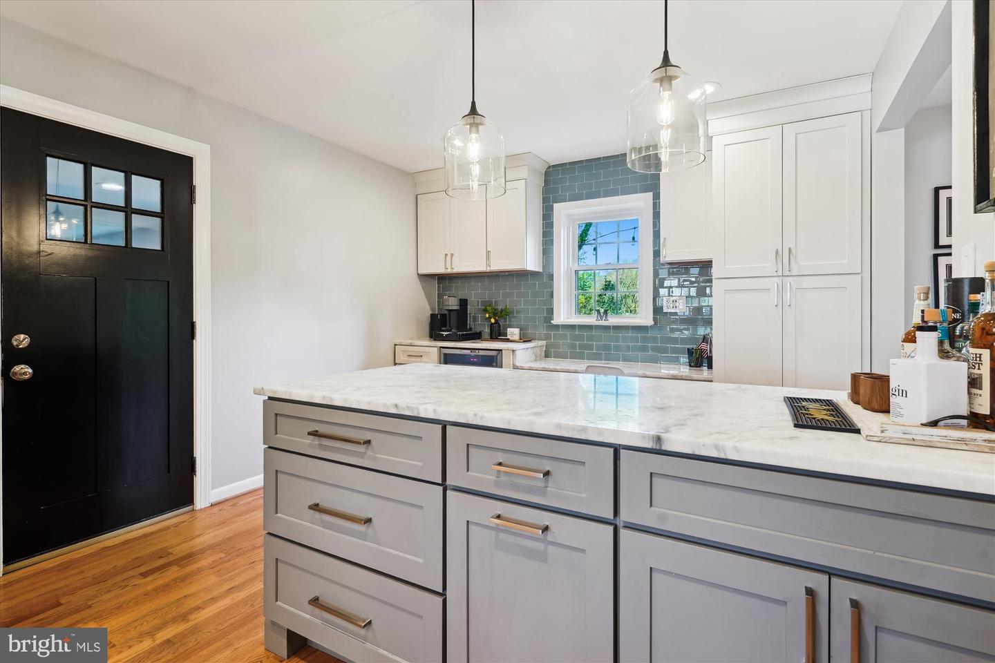 538 MARSHALL RD SW, VIENNA, Virginia 22180, 4 Bedrooms Bedrooms, ,3 BathroomsBathrooms,Residential,For sale,538 MARSHALL RD SW,VAFX2237930 MLS # VAFX2237930