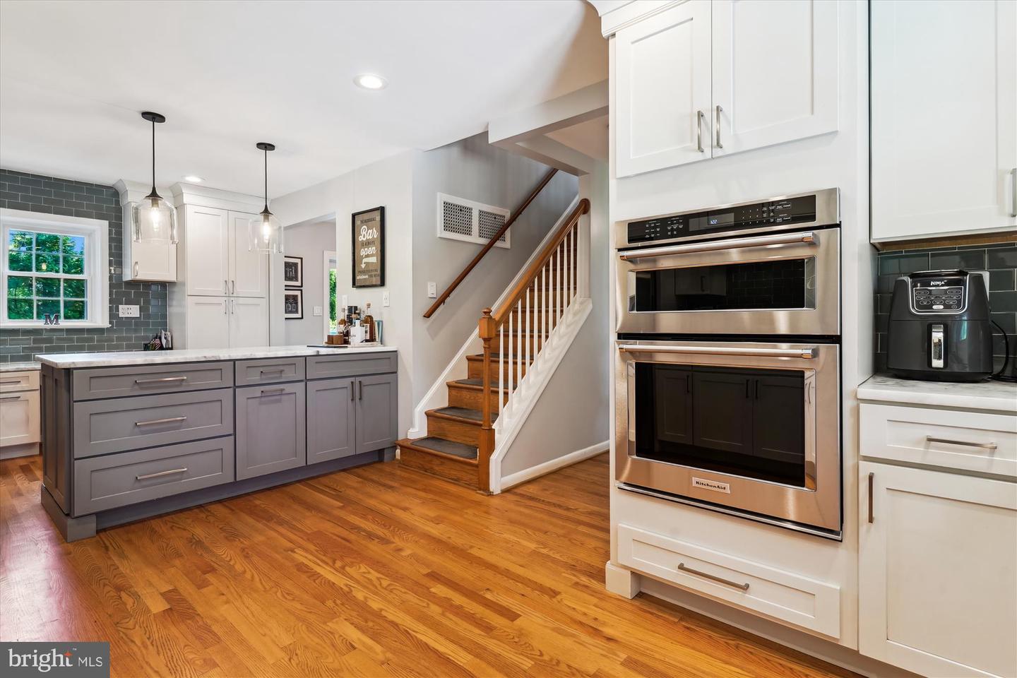 538 MARSHALL RD SW, VIENNA, Virginia 22180, 4 Bedrooms Bedrooms, ,3 BathroomsBathrooms,Residential,For sale,538 MARSHALL RD SW,VAFX2237930 MLS # VAFX2237930