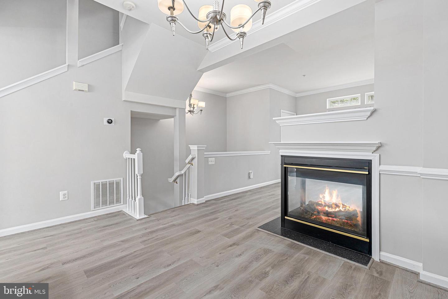 2752 MANHATTAN PL, VIENNA, Virginia 22180, 3 Bedrooms Bedrooms, ,2 BathroomsBathrooms,Residential,For sale,2752 MANHATTAN PL,VAFX2237936 MLS # VAFX2237936