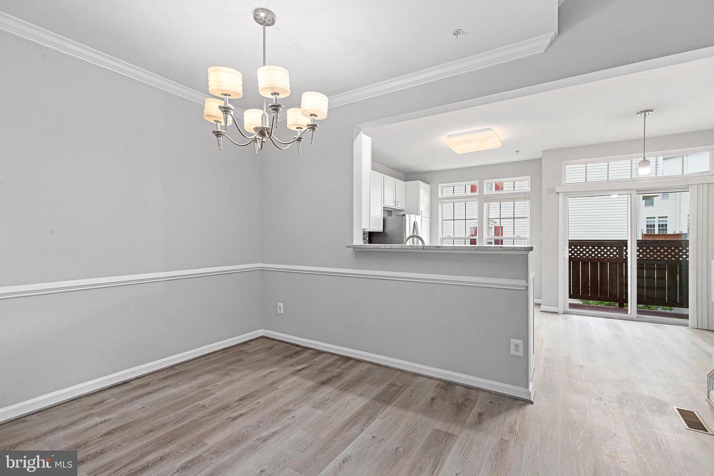 2752 MANHATTAN PL, VIENNA, Virginia 22180, 3 Bedrooms Bedrooms, ,2 BathroomsBathrooms,Residential,For sale,2752 MANHATTAN PL,VAFX2237936 MLS # VAFX2237936