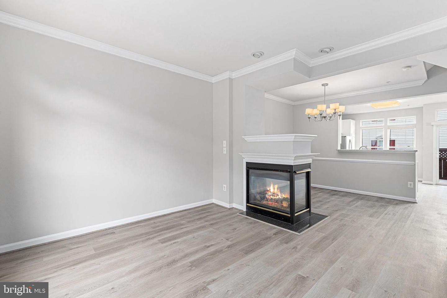 2752 MANHATTAN PL, VIENNA, Virginia 22180, 3 Bedrooms Bedrooms, ,2 BathroomsBathrooms,Residential,For sale,2752 MANHATTAN PL,VAFX2237936 MLS # VAFX2237936