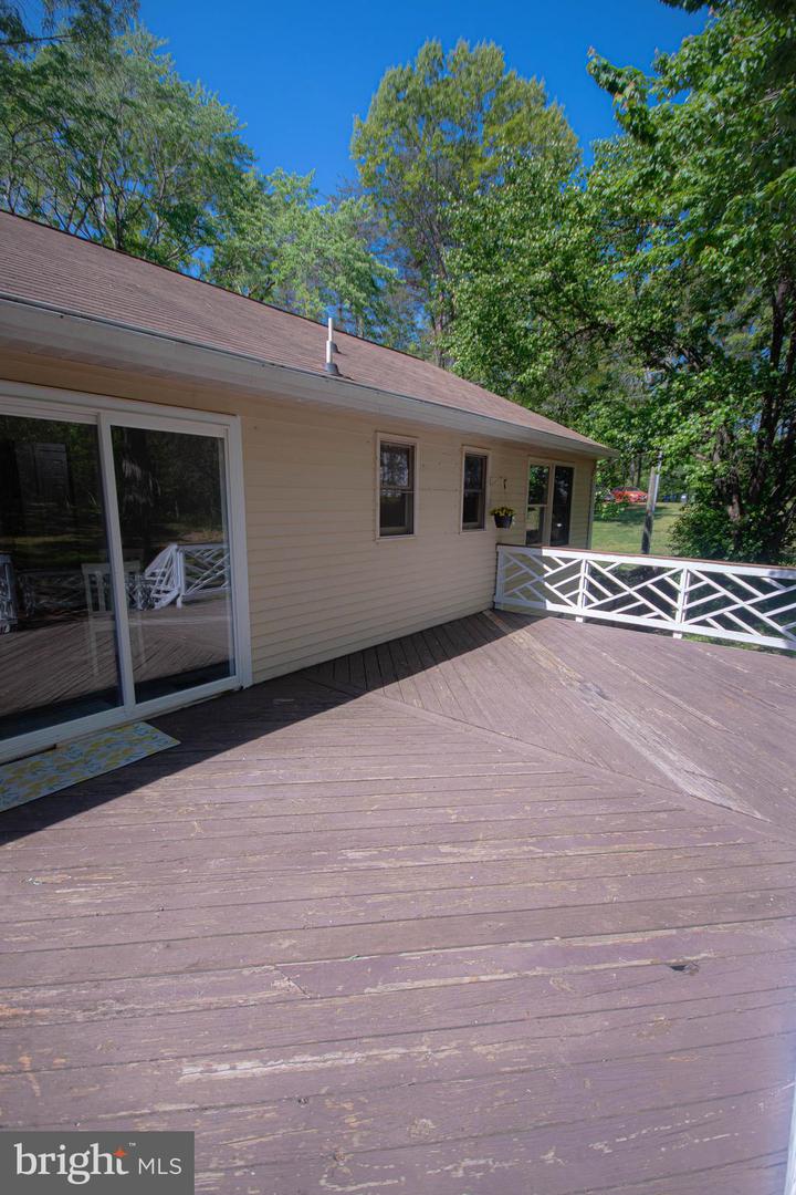 15 HAY BARN RD, STAFFORD, Virginia 22556, 5 Bedrooms Bedrooms, ,3 BathroomsBathrooms,Residential,For sale,15 HAY BARN RD,VAST2038428 MLS # VAST2038428