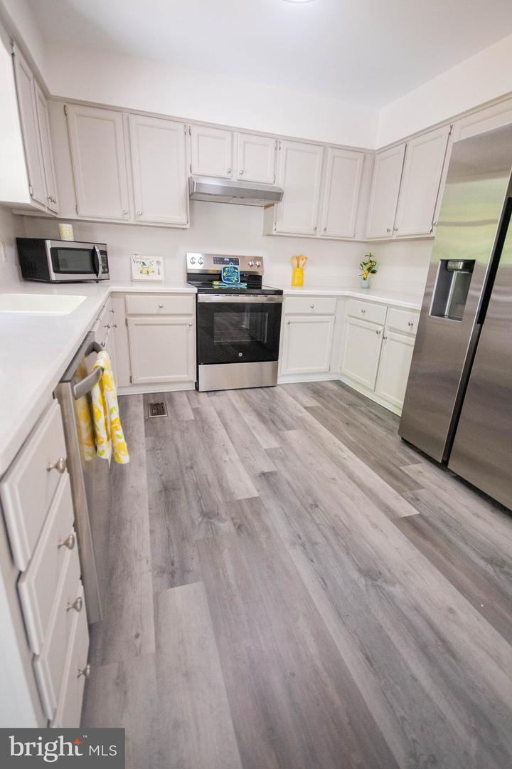 15 HAY BARN RD, STAFFORD, Virginia 22556, 5 Bedrooms Bedrooms, ,3 BathroomsBathrooms,Residential,For sale,15 HAY BARN RD,VAST2038428 MLS # VAST2038428
