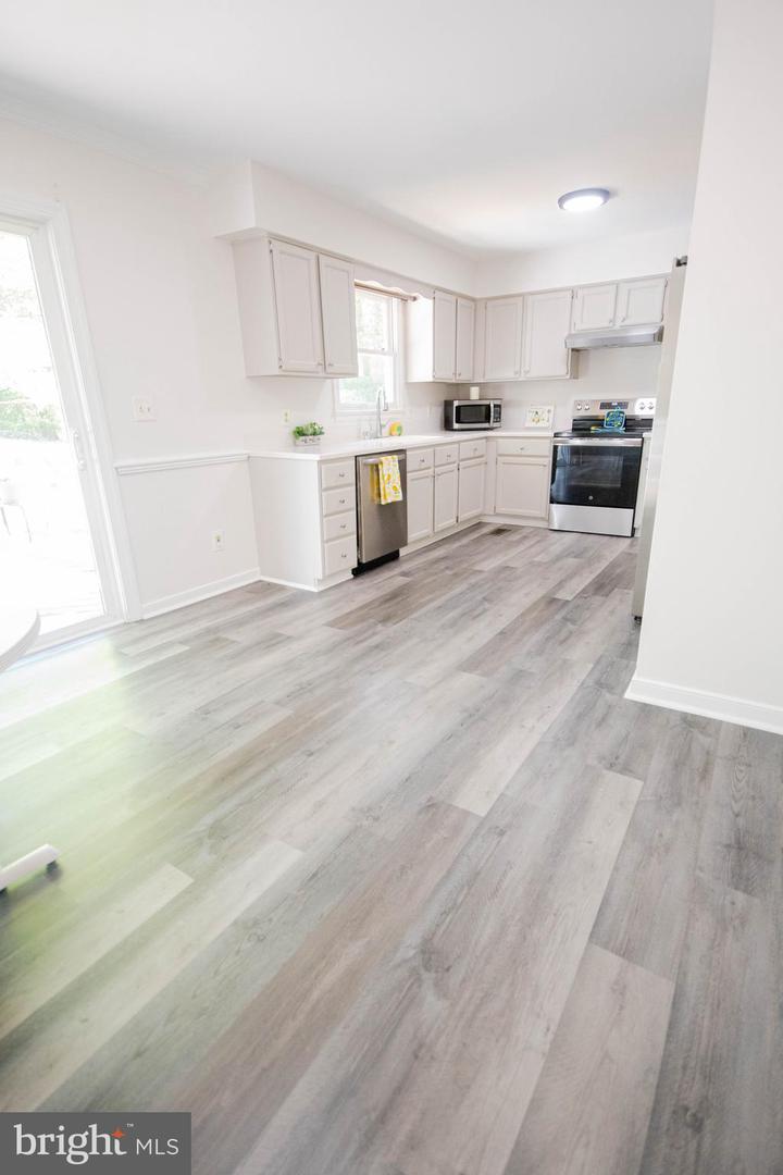 15 HAY BARN RD, STAFFORD, Virginia 22556, 5 Bedrooms Bedrooms, ,3 BathroomsBathrooms,Residential,For sale,15 HAY BARN RD,VAST2038428 MLS # VAST2038428