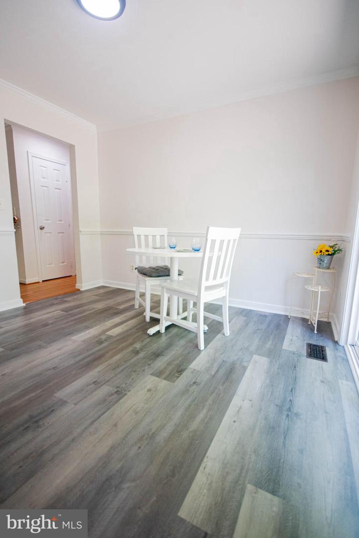 15 HAY BARN RD, STAFFORD, Virginia 22556, 5 Bedrooms Bedrooms, ,3 BathroomsBathrooms,Residential,For sale,15 HAY BARN RD,VAST2038428 MLS # VAST2038428