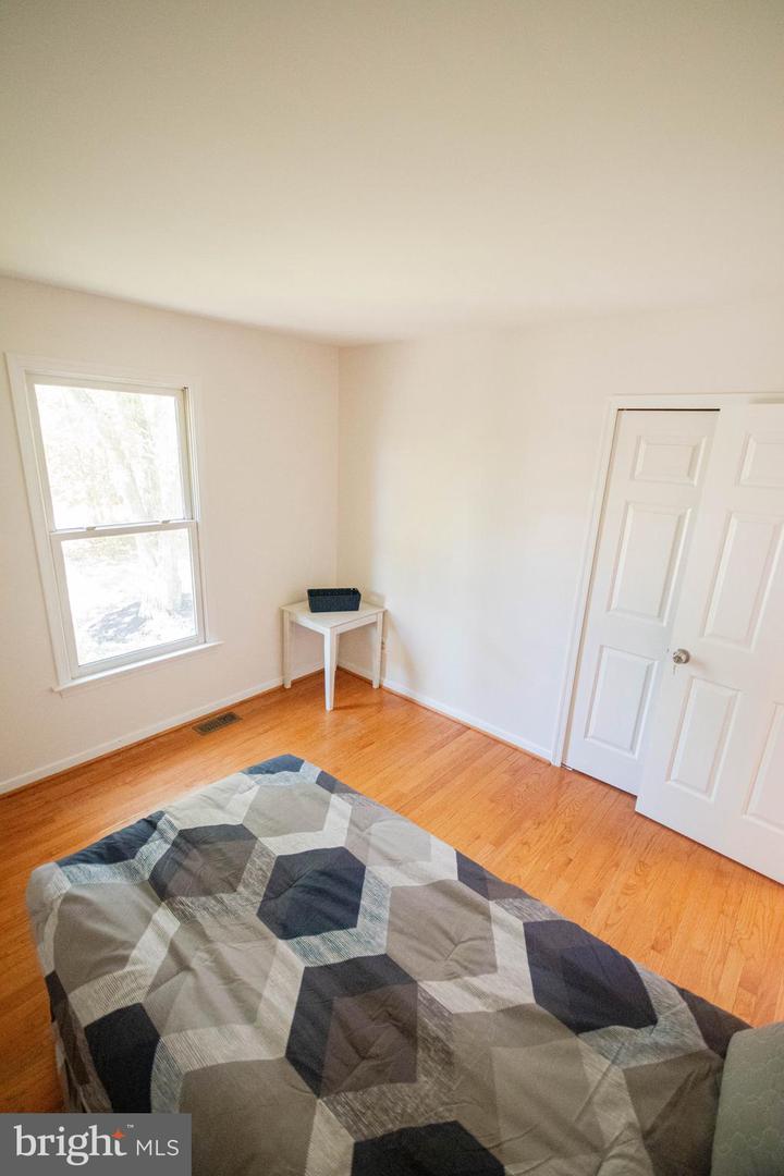 15 HAY BARN RD, STAFFORD, Virginia 22556, 5 Bedrooms Bedrooms, ,3 BathroomsBathrooms,Residential,For sale,15 HAY BARN RD,VAST2038428 MLS # VAST2038428