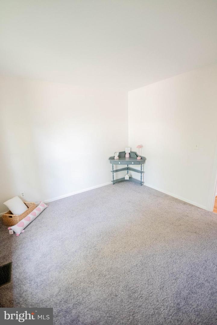 15 HAY BARN RD, STAFFORD, Virginia 22556, 5 Bedrooms Bedrooms, ,3 BathroomsBathrooms,Residential,For sale,15 HAY BARN RD,VAST2038428 MLS # VAST2038428