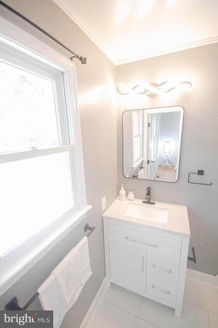 15 HAY BARN RD, STAFFORD, Virginia 22556, 5 Bedrooms Bedrooms, ,3 BathroomsBathrooms,Residential,For sale,15 HAY BARN RD,VAST2038428 MLS # VAST2038428