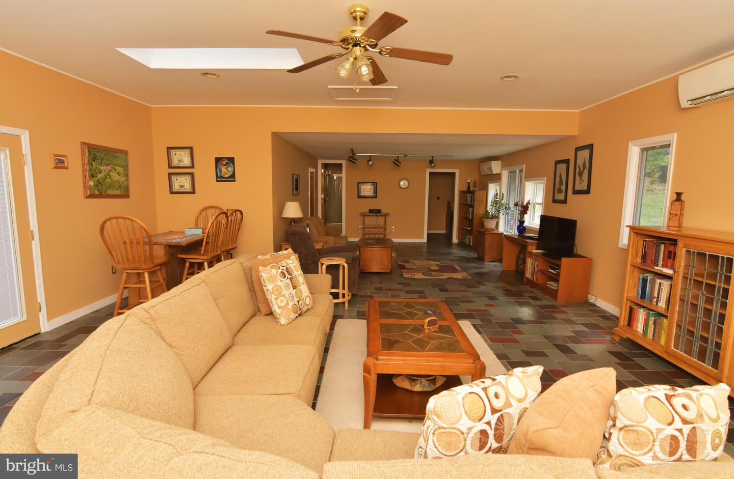 448 SHENANDOAH RIVER LN, FRONT ROYAL, Virginia 22630, 2 Bedrooms Bedrooms, ,2 BathroomsBathrooms,Residential,For sale,448 SHENANDOAH RIVER LN,VACL2003672 MLS # VACL2003672