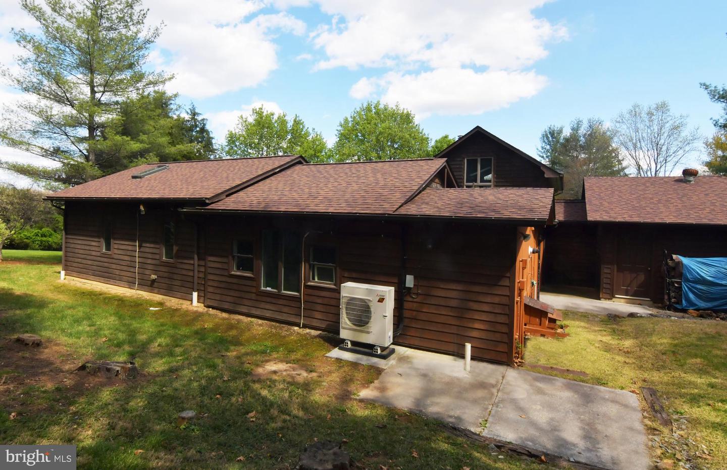 448 SHENANDOAH RIVER LN, FRONT ROYAL, Virginia 22630, 2 Bedrooms Bedrooms, ,2 BathroomsBathrooms,Residential,For sale,448 SHENANDOAH RIVER LN,VACL2003672 MLS # VACL2003672