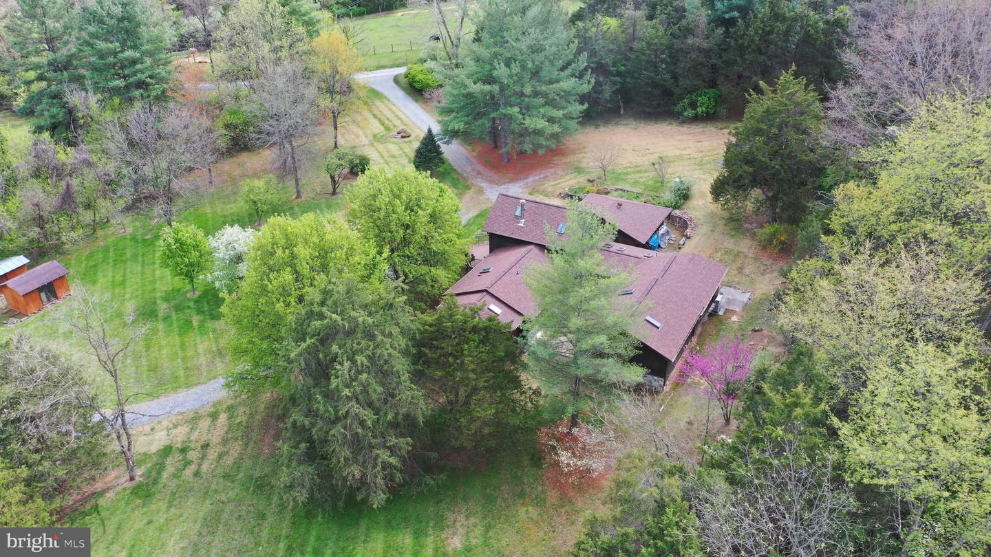 448 SHENANDOAH RIVER LN, FRONT ROYAL, Virginia 22630, 2 Bedrooms Bedrooms, ,2 BathroomsBathrooms,Residential,For sale,448 SHENANDOAH RIVER LN,VACL2003672 MLS # VACL2003672