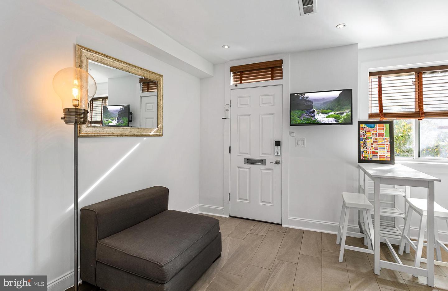 1700 2ND ST NW #2, WASHINGTON, District Of Columbia 20001, 1 Bedroom Bedrooms, ,1 BathroomBathrooms,Residential,For sale,1700 2ND ST NW #2,DCDC2198396 MLS # DCDC2198396