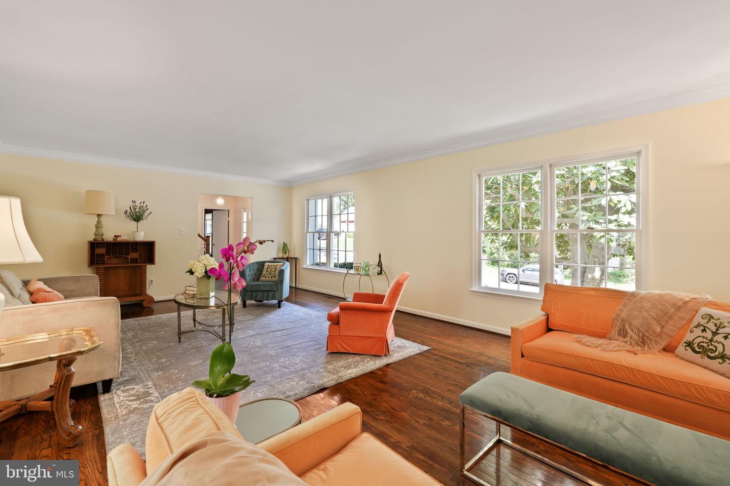5400 30TH ST N, ARLINGTON, Virginia 22207, 4 Bedrooms Bedrooms, ,3 BathroomsBathrooms,Residential,For sale,5400 30TH ST N,VAAR2056878 MLS # VAAR2056878