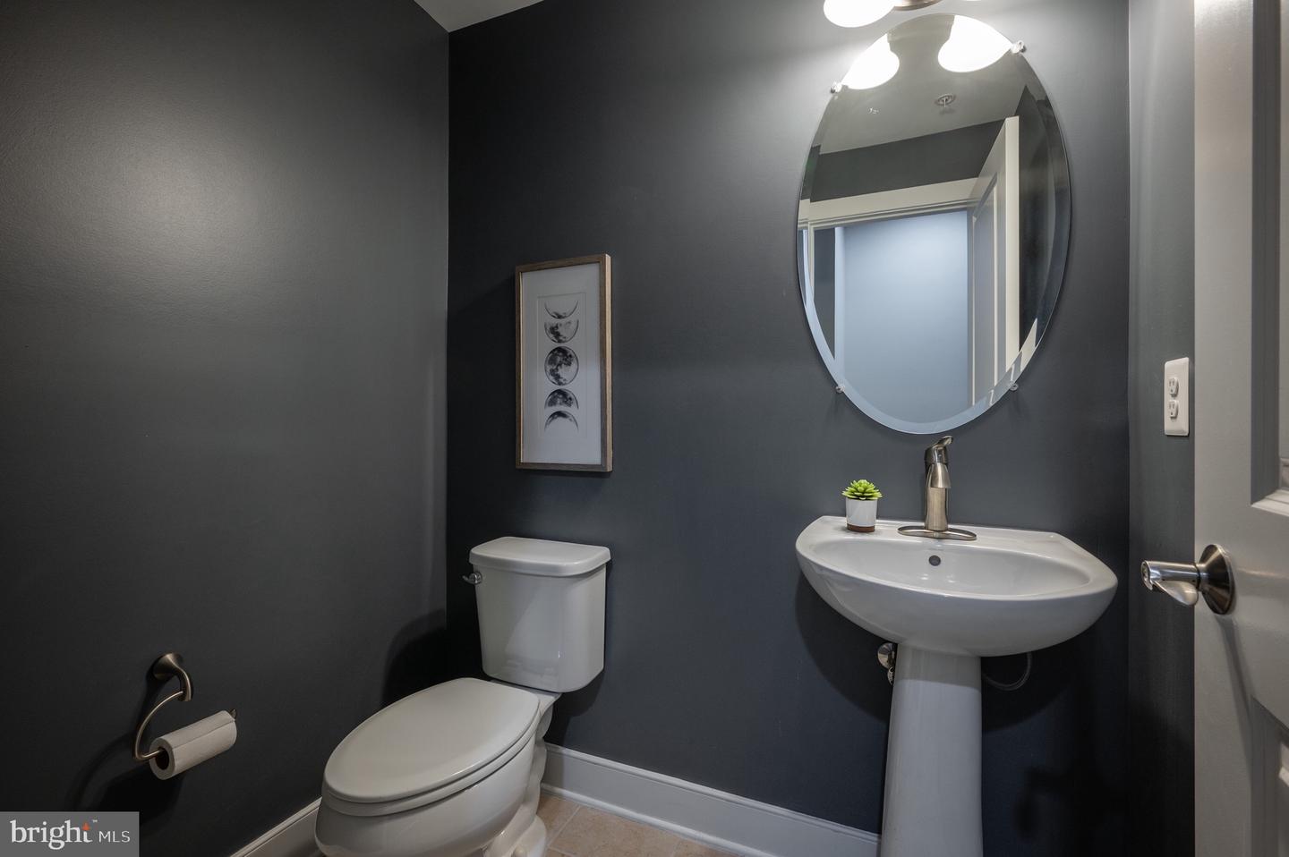 2006 POTOMAC AVE, ALEXANDRIA, Virginia 22301, 3 Bedrooms Bedrooms, ,3 BathroomsBathrooms,Residential,For sale,2006 POTOMAC AVE,VAAX2044820 MLS # VAAX2044820