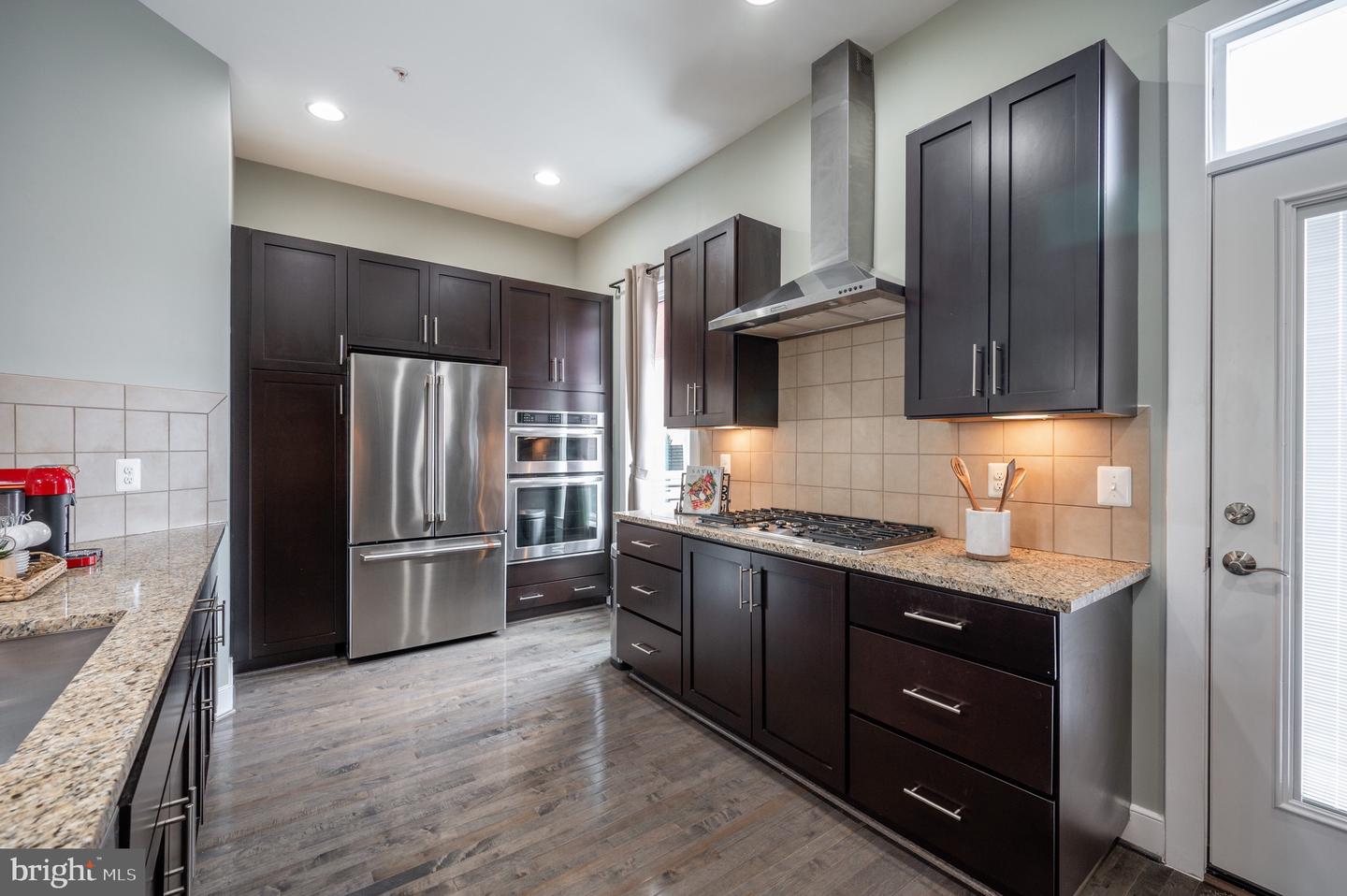 2006 POTOMAC AVE, ALEXANDRIA, Virginia 22301, 3 Bedrooms Bedrooms, ,3 BathroomsBathrooms,Residential,For sale,2006 POTOMAC AVE,VAAX2044820 MLS # VAAX2044820