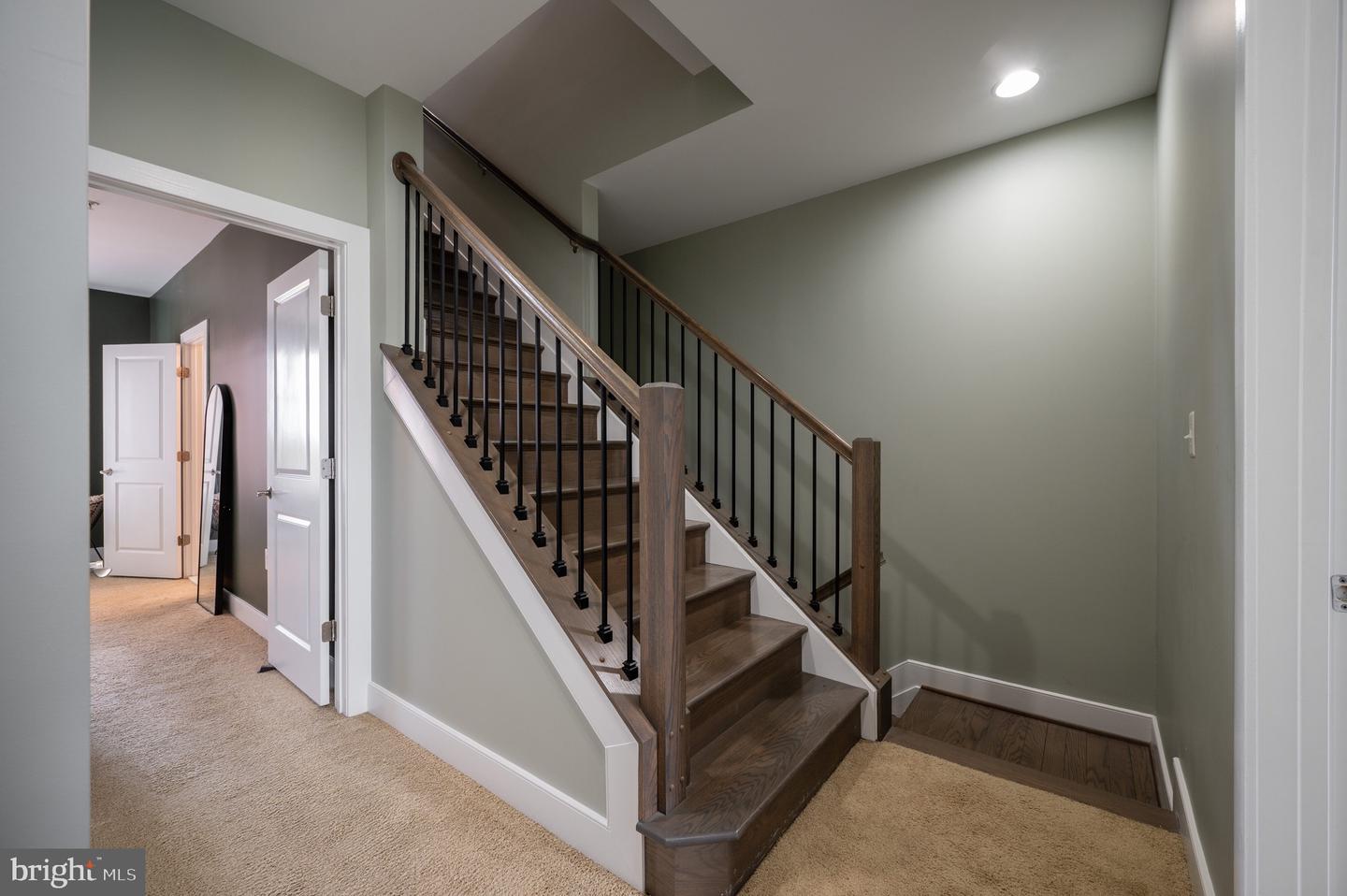 2006 POTOMAC AVE, ALEXANDRIA, Virginia 22301, 3 Bedrooms Bedrooms, ,3 BathroomsBathrooms,Residential,For sale,2006 POTOMAC AVE,VAAX2044820 MLS # VAAX2044820