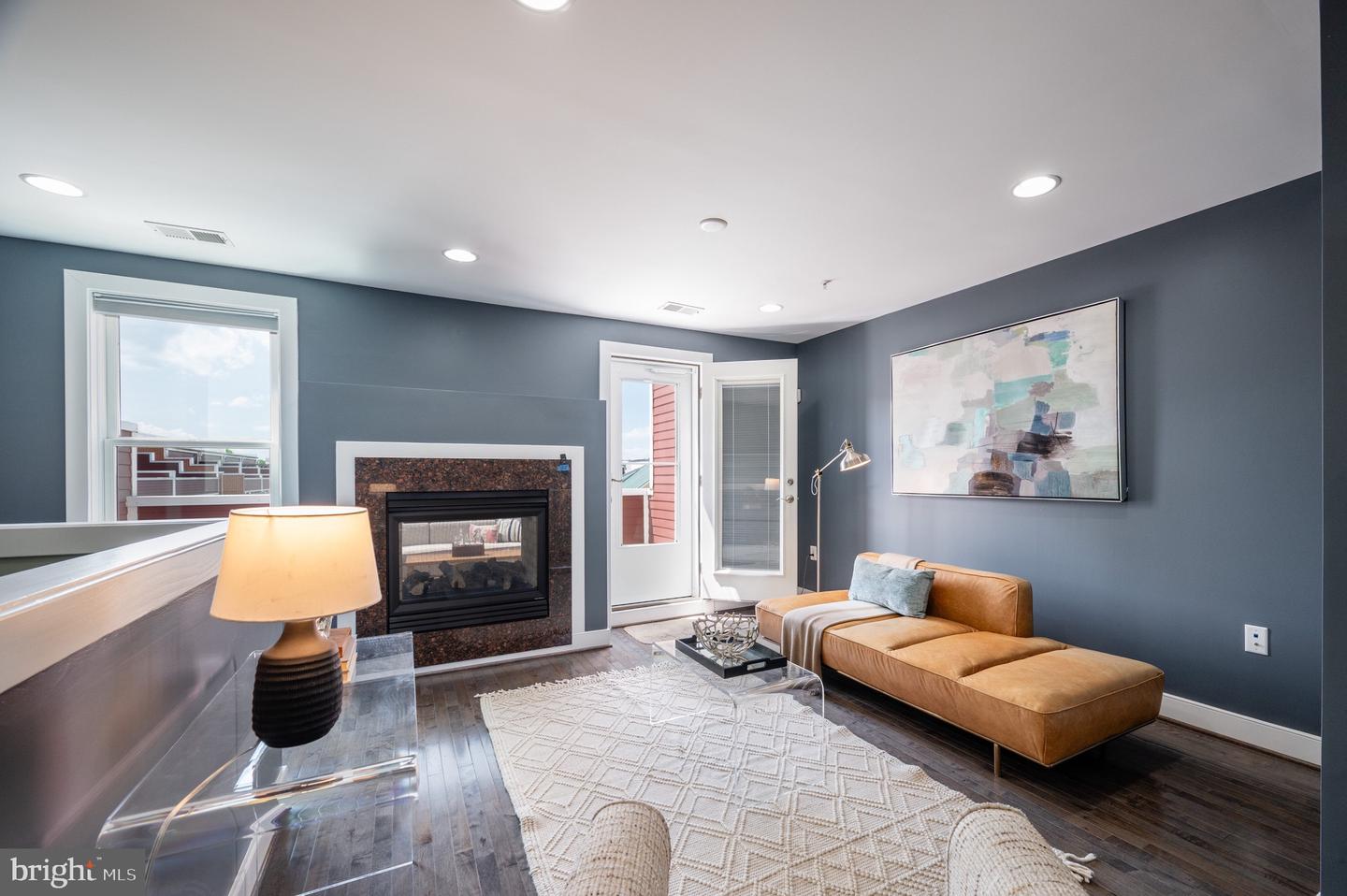 2006 POTOMAC AVE, ALEXANDRIA, Virginia 22301, 3 Bedrooms Bedrooms, ,3 BathroomsBathrooms,Residential,For sale,2006 POTOMAC AVE,VAAX2044820 MLS # VAAX2044820