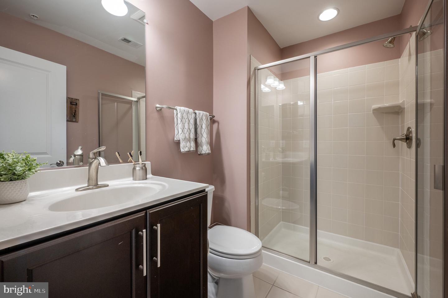 2006 POTOMAC AVE, ALEXANDRIA, Virginia 22301, 3 Bedrooms Bedrooms, ,3 BathroomsBathrooms,Residential,For sale,2006 POTOMAC AVE,VAAX2044820 MLS # VAAX2044820