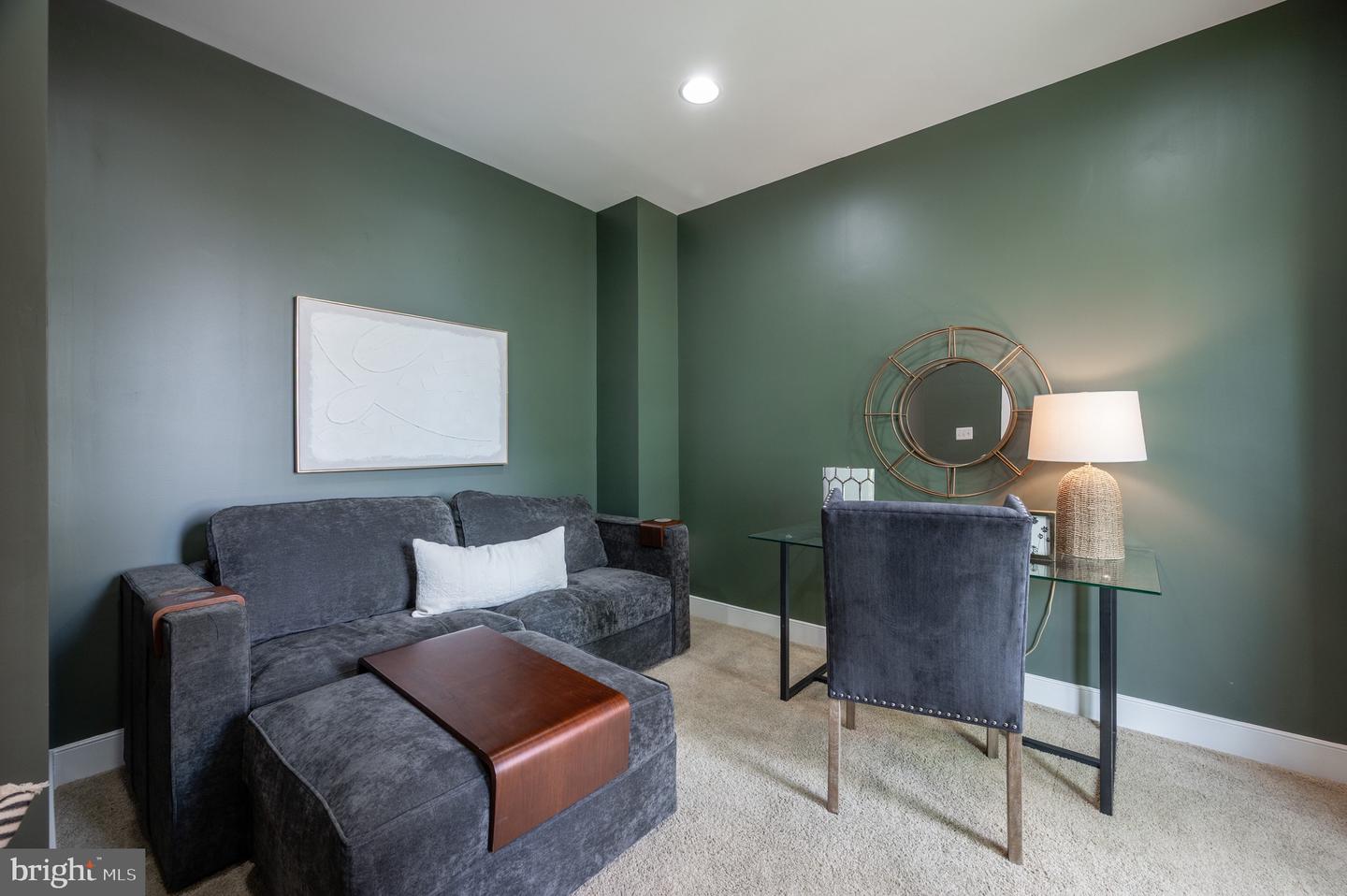 2006 POTOMAC AVE, ALEXANDRIA, Virginia 22301, 3 Bedrooms Bedrooms, ,3 BathroomsBathrooms,Residential,For sale,2006 POTOMAC AVE,VAAX2044820 MLS # VAAX2044820