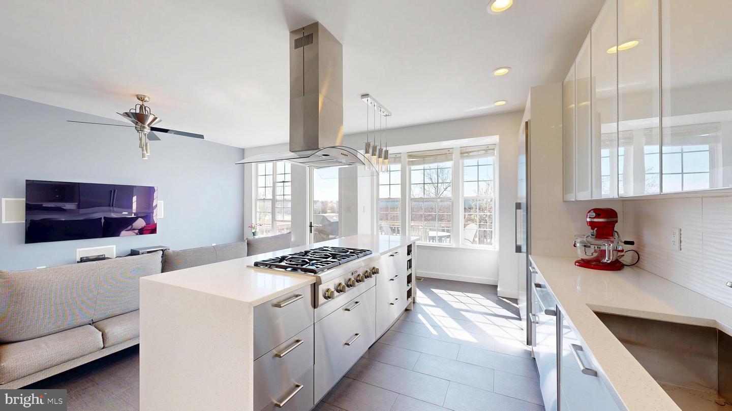 837 FERNDALE TER NE, LEESBURG, Virginia 20176, 3 Bedrooms Bedrooms, ,3 BathroomsBathrooms,Residential,For sale,837 FERNDALE TER NE,VALO2095298 MLS # VALO2095298