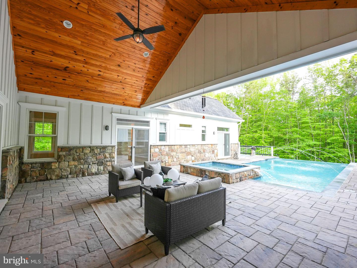 11607 LAWTER LN, CLIFTON, Virginia 20124, 4 Bedrooms Bedrooms, ,6 BathroomsBathrooms,Residential,For sale,11607 LAWTER LN,VAFX2238010 MLS # VAFX2238010