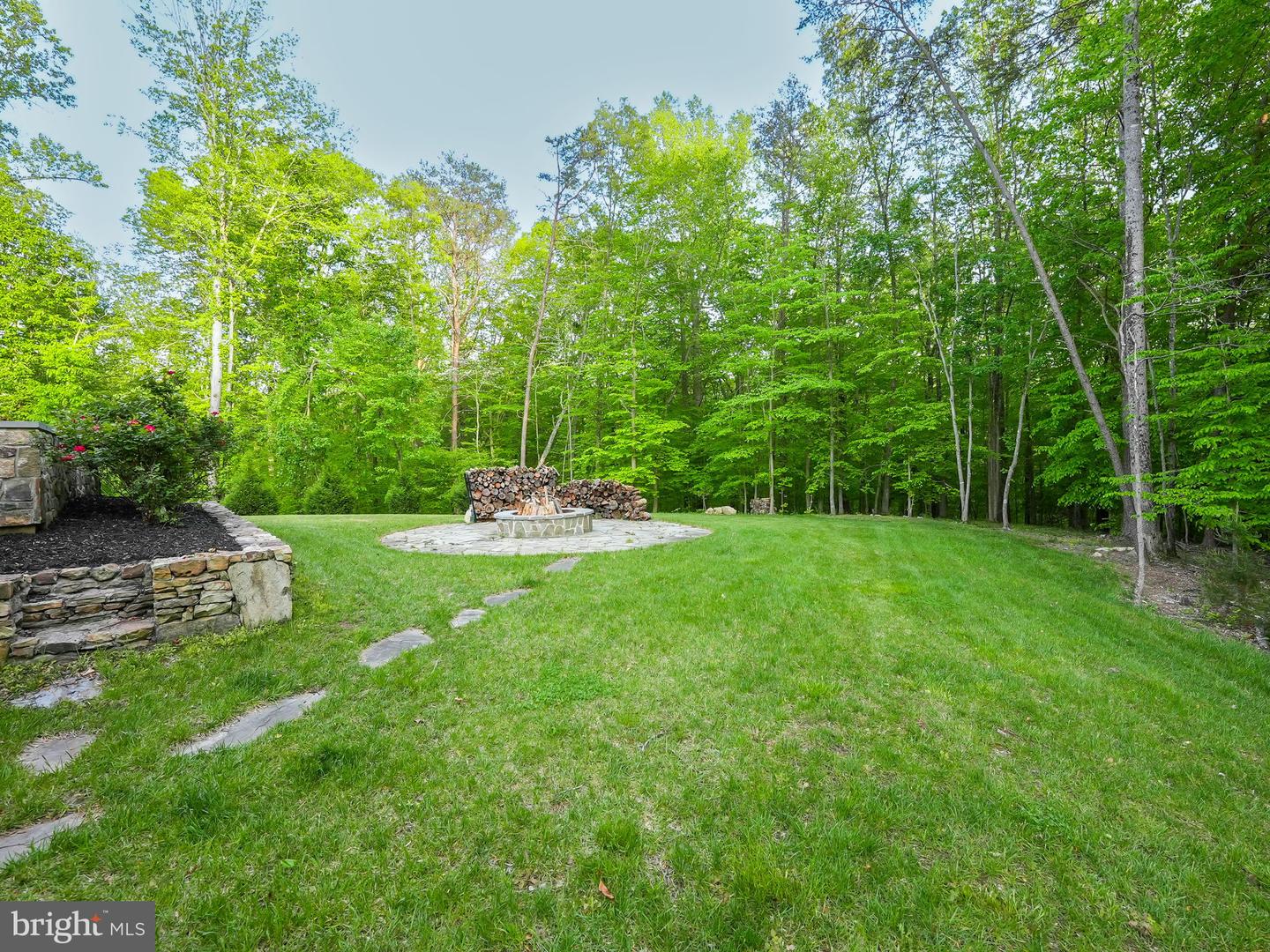 11607 LAWTER LN, CLIFTON, Virginia 20124, 4 Bedrooms Bedrooms, ,6 BathroomsBathrooms,Residential,For sale,11607 LAWTER LN,VAFX2238010 MLS # VAFX2238010