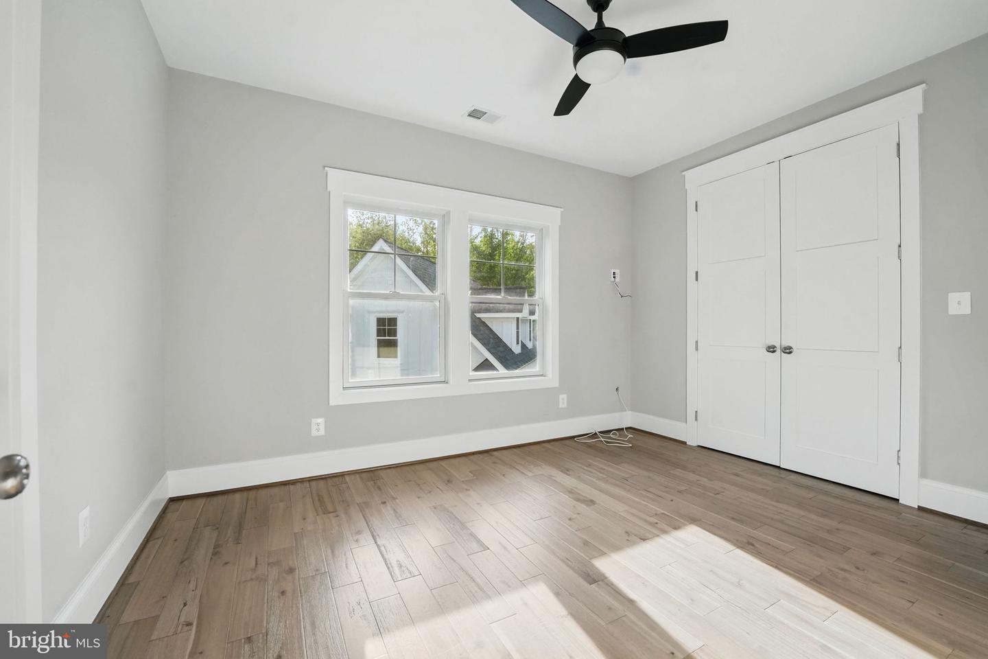11607 LAWTER LN, CLIFTON, Virginia 20124, 4 Bedrooms Bedrooms, ,6 BathroomsBathrooms,Residential,For sale,11607 LAWTER LN,VAFX2238010 MLS # VAFX2238010