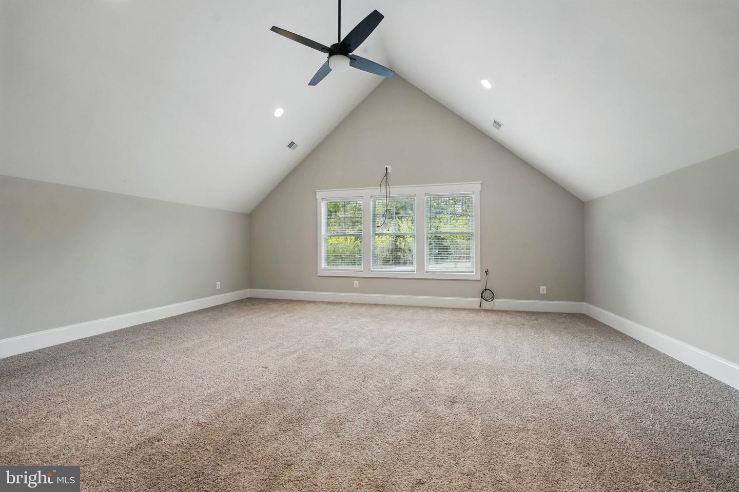 11607 LAWTER LN, CLIFTON, Virginia 20124, 4 Bedrooms Bedrooms, ,6 BathroomsBathrooms,Residential,For sale,11607 LAWTER LN,VAFX2238010 MLS # VAFX2238010