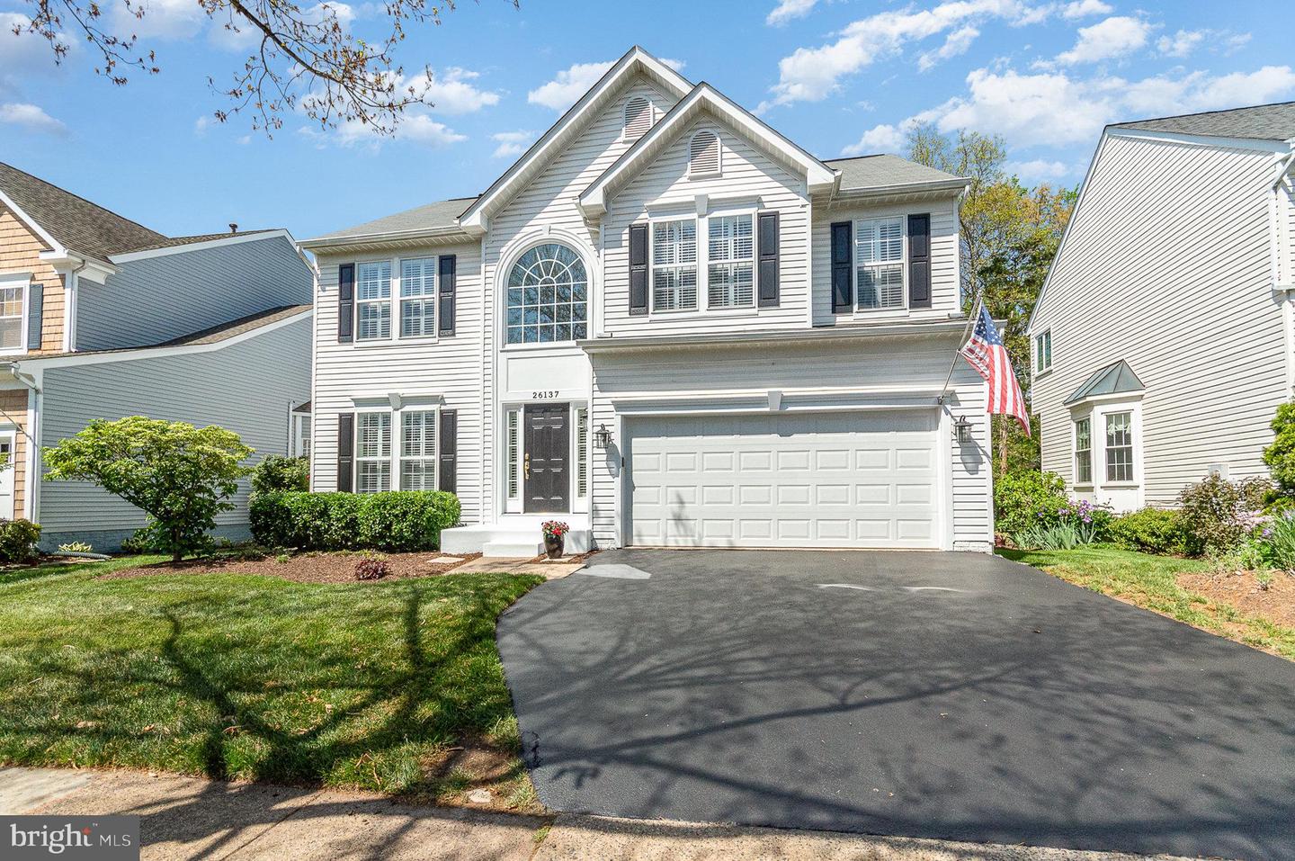 26137 RACHEL HILL DR, CHANTILLY, Virginia 20152, 4 Bedrooms Bedrooms, ,3 BathroomsBathrooms,Residential,For sale,26137 RACHEL HILL DR,VALO2095300 MLS # VALO2095300