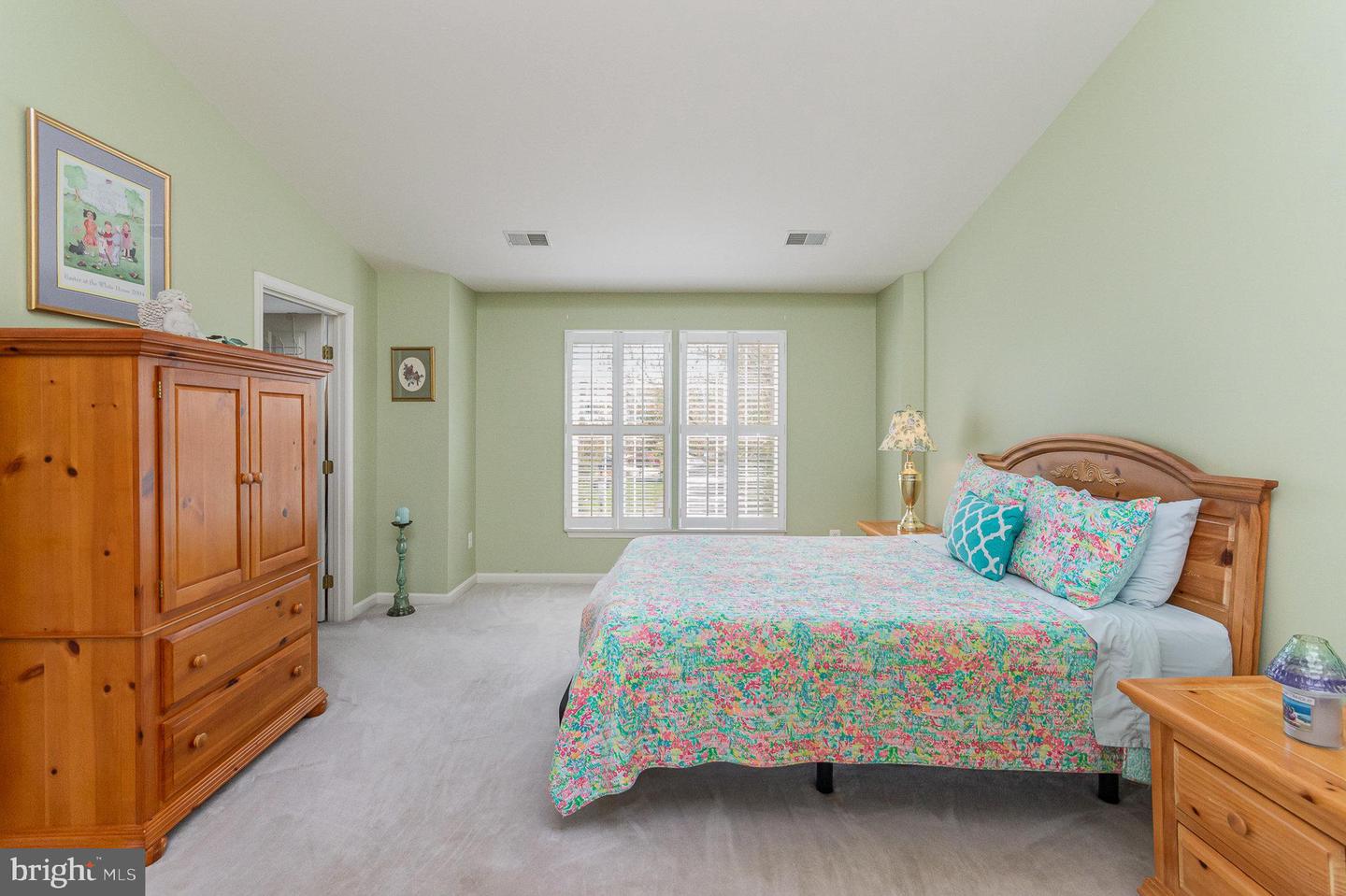 26137 RACHEL HILL DR, CHANTILLY, Virginia 20152, 4 Bedrooms Bedrooms, ,3 BathroomsBathrooms,Residential,For sale,26137 RACHEL HILL DR,VALO2095300 MLS # VALO2095300