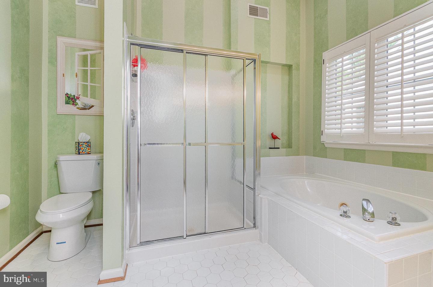 26137 RACHEL HILL DR, CHANTILLY, Virginia 20152, 4 Bedrooms Bedrooms, ,3 BathroomsBathrooms,Residential,For sale,26137 RACHEL HILL DR,VALO2095300 MLS # VALO2095300