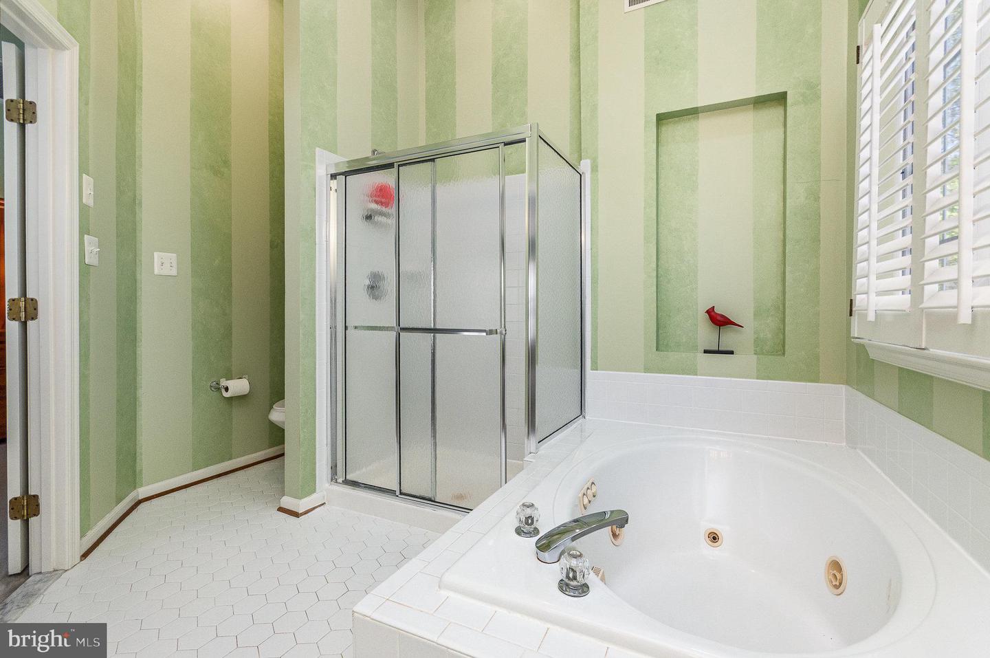 26137 RACHEL HILL DR, CHANTILLY, Virginia 20152, 4 Bedrooms Bedrooms, ,3 BathroomsBathrooms,Residential,For sale,26137 RACHEL HILL DR,VALO2095300 MLS # VALO2095300
