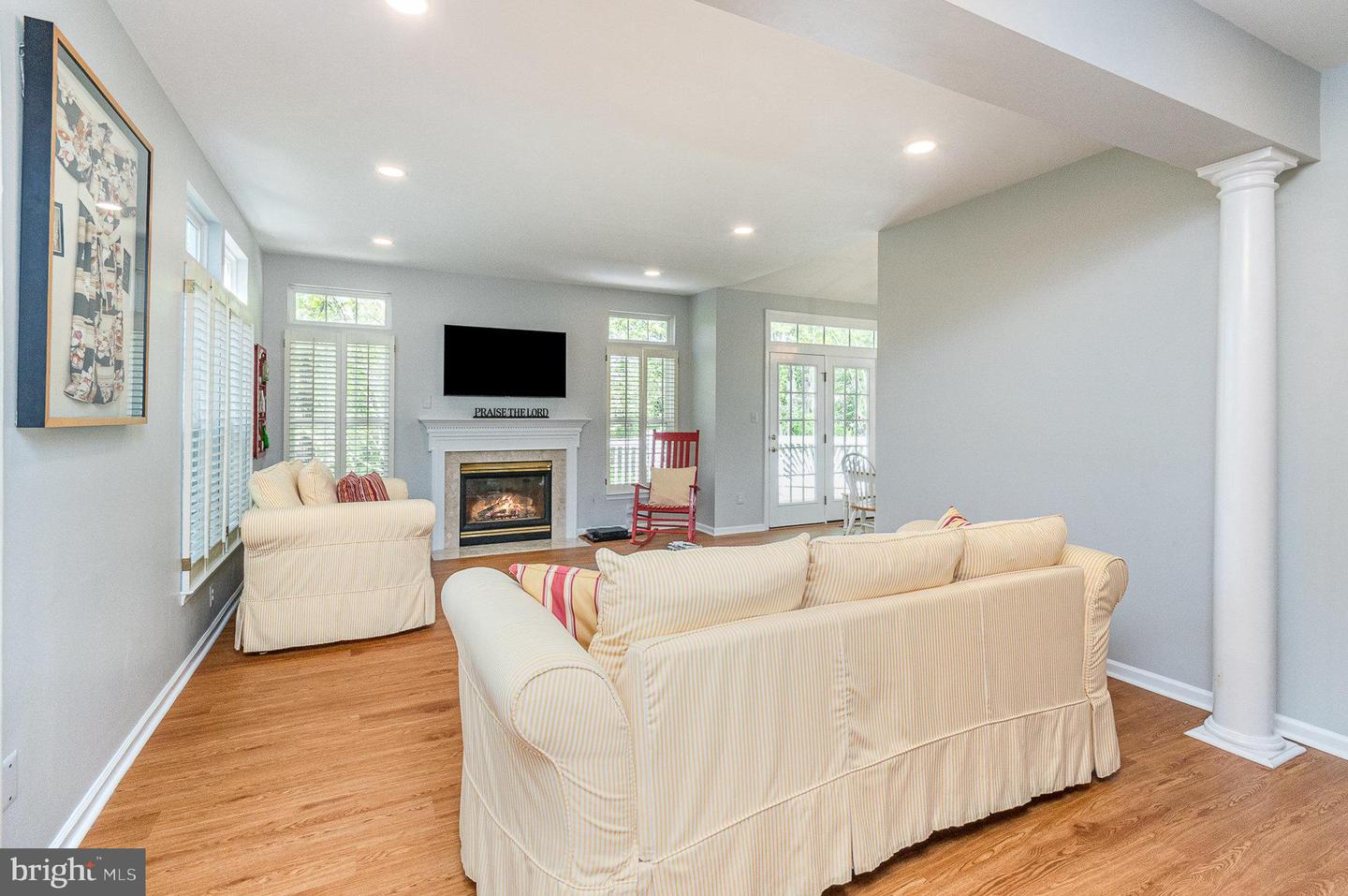 26137 RACHEL HILL DR, CHANTILLY, Virginia 20152, 4 Bedrooms Bedrooms, ,3 BathroomsBathrooms,Residential,For sale,26137 RACHEL HILL DR,VALO2095300 MLS # VALO2095300