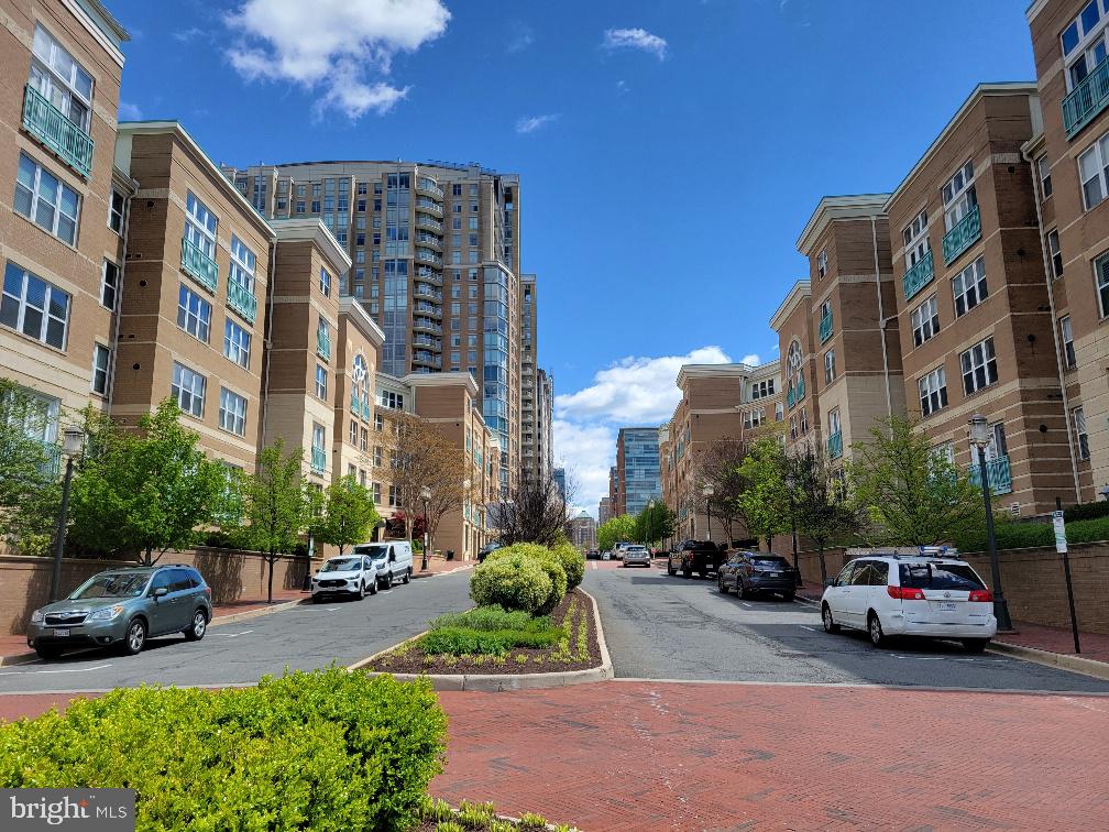 12001 MARKET ST #159, RESTON, Virginia 20190, 2 Bedrooms Bedrooms, 5 Rooms Rooms,2 BathroomsBathrooms,Residential,For sale,12001 MARKET ST #159,VAFX2237958 MLS # VAFX2237958