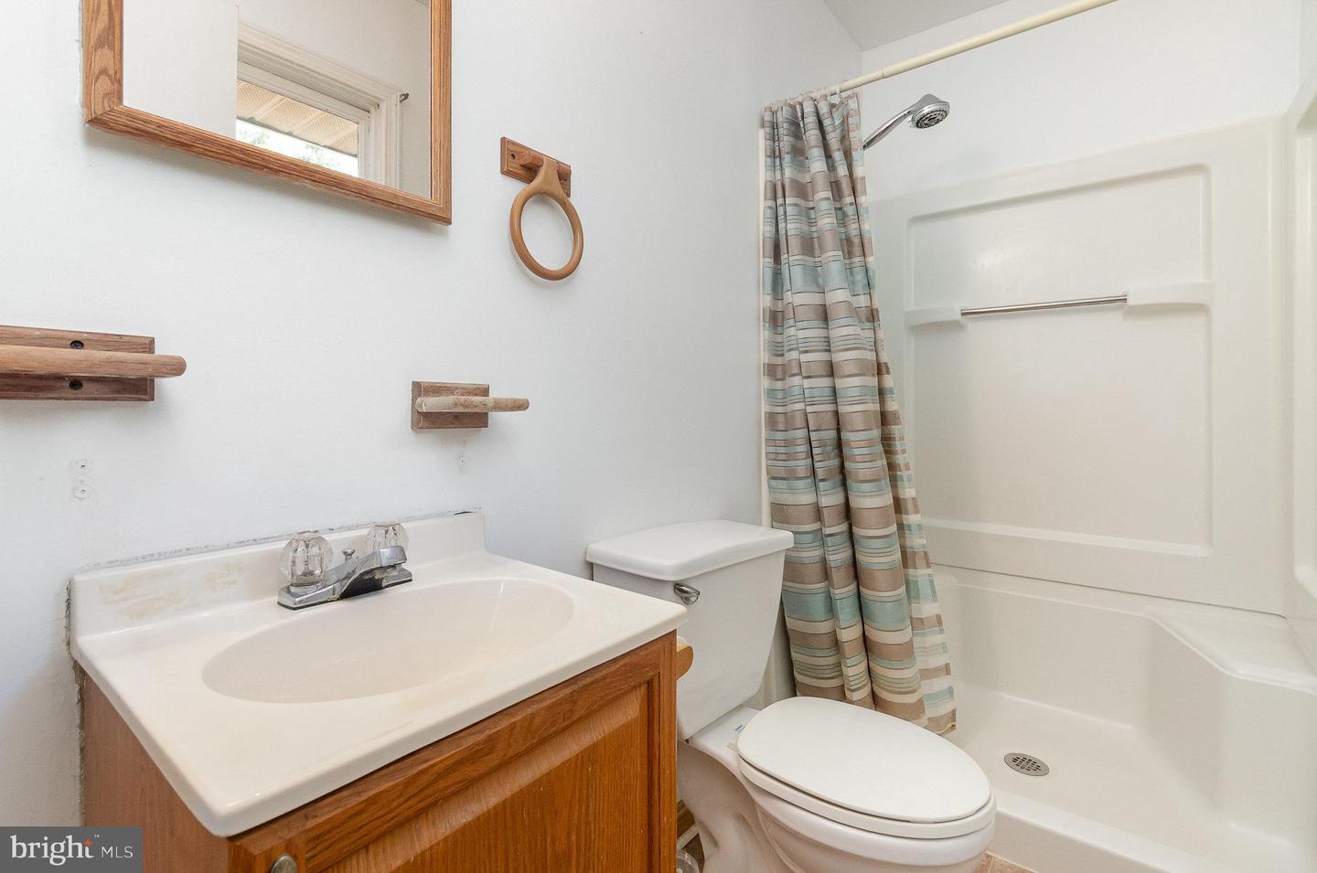 903 N STERLING BLVD, STERLING, Virginia 20164, 4 Bedrooms Bedrooms, ,2 BathroomsBathrooms,Residential,For sale,903 N STERLING BLVD,VALO2095314 MLS # VALO2095314