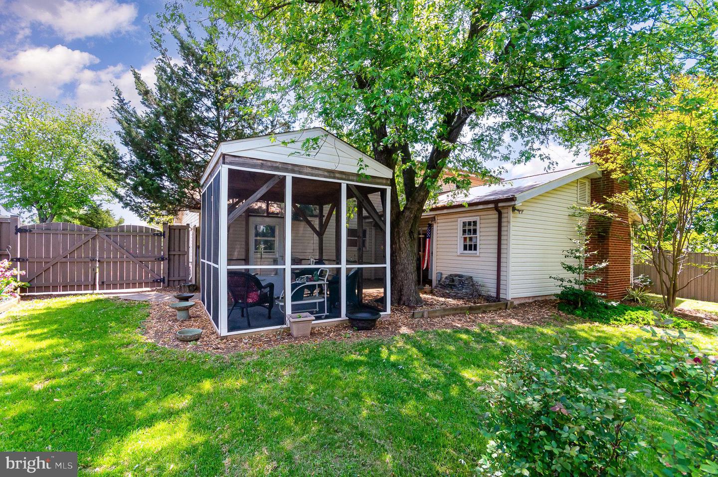 903 N STERLING BLVD, STERLING, Virginia 20164, 4 Bedrooms Bedrooms, ,2 BathroomsBathrooms,Residential,For sale,903 N STERLING BLVD,VALO2095314 MLS # VALO2095314