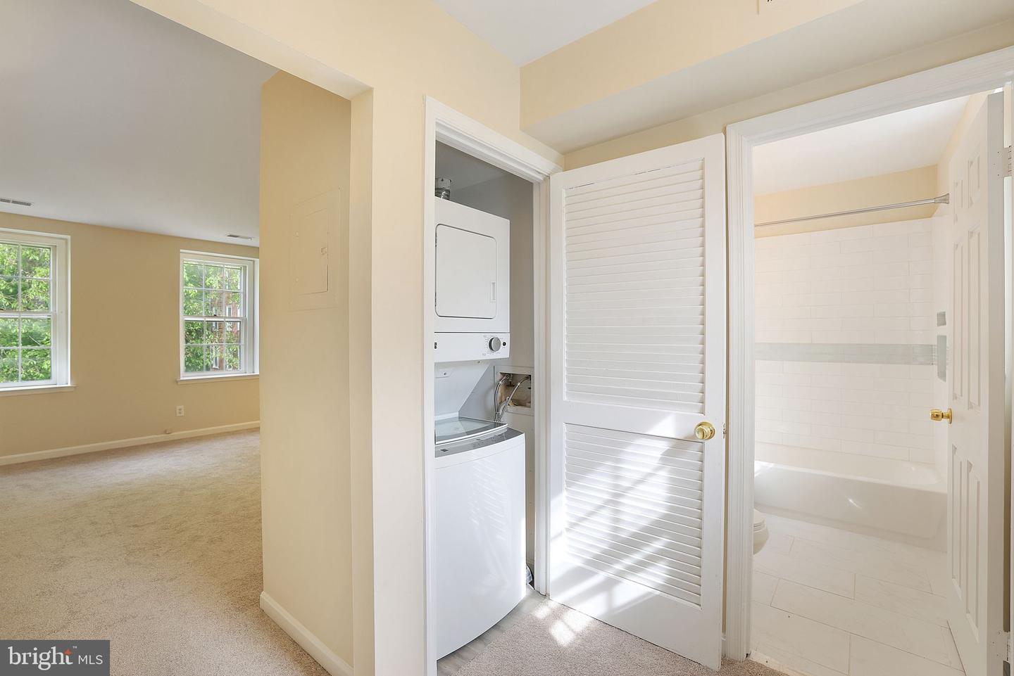 3710 39TH ST NW #D172, WASHINGTON, District Of Columbia 20016, ,1 BathroomBathrooms,Residential,For sale,3710 39TH ST NW #D172,DCDC2198618 MLS # DCDC2198618