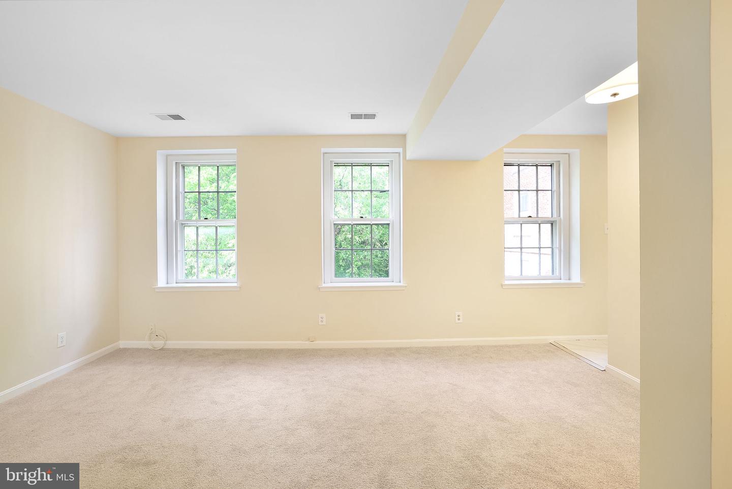 3710 39TH ST NW #D172, WASHINGTON, District Of Columbia 20016, ,1 BathroomBathrooms,Residential,For sale,3710 39TH ST NW #D172,DCDC2198618 MLS # DCDC2198618