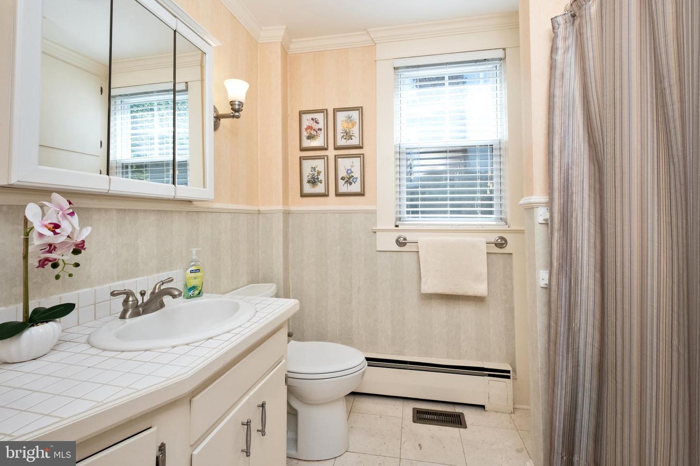 331 FRANKLIN STREET, HARRISONBURG, Virginia 22801, 3 Bedrooms Bedrooms, ,2 BathroomsBathrooms,Residential,For sale,331 FRANKLIN STREET,VAHC2000406 MLS # VAHC2000406