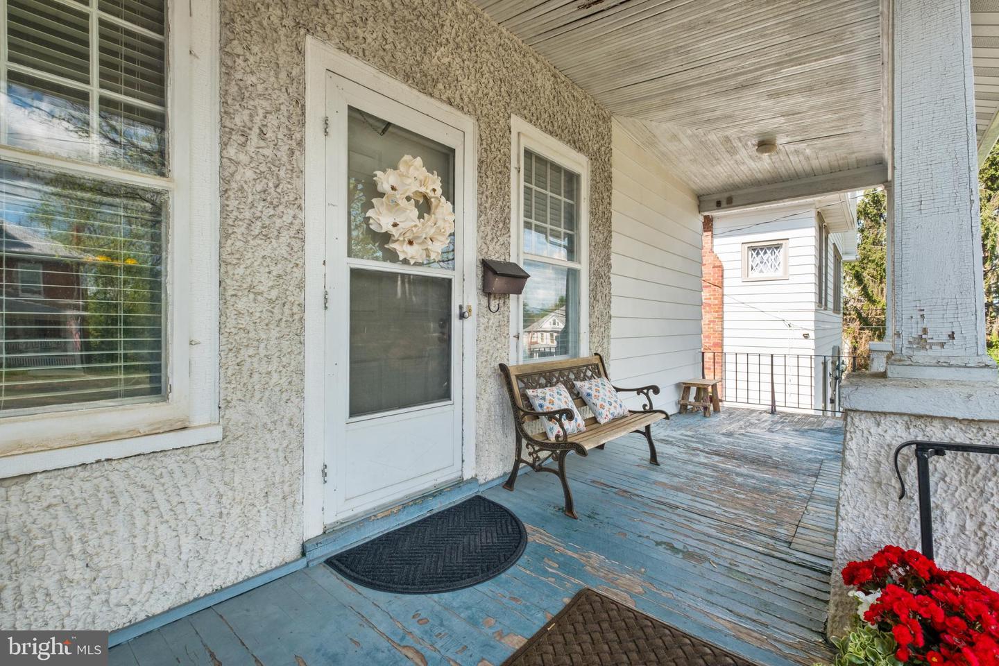 331 FRANKLIN STREET, HARRISONBURG, Virginia 22801, 3 Bedrooms Bedrooms, ,2 BathroomsBathrooms,Residential,For sale,331 FRANKLIN STREET,VAHC2000406 MLS # VAHC2000406
