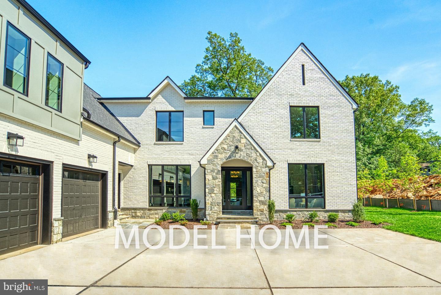 1628 CRAIG LN, MCLEAN, Virginia 22101, 7 Bedrooms Bedrooms, ,6 BathroomsBathrooms,Residential,For sale,1628 CRAIG LN,VAFX2238088 MLS # VAFX2238088
