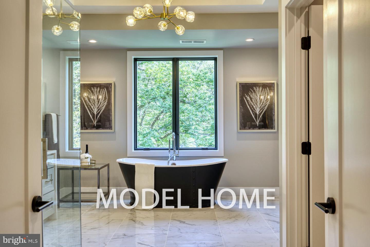 1628 CRAIG LN, MCLEAN, Virginia 22101, 7 Bedrooms Bedrooms, ,6 BathroomsBathrooms,Residential,For sale,1628 CRAIG LN,VAFX2238088 MLS # VAFX2238088