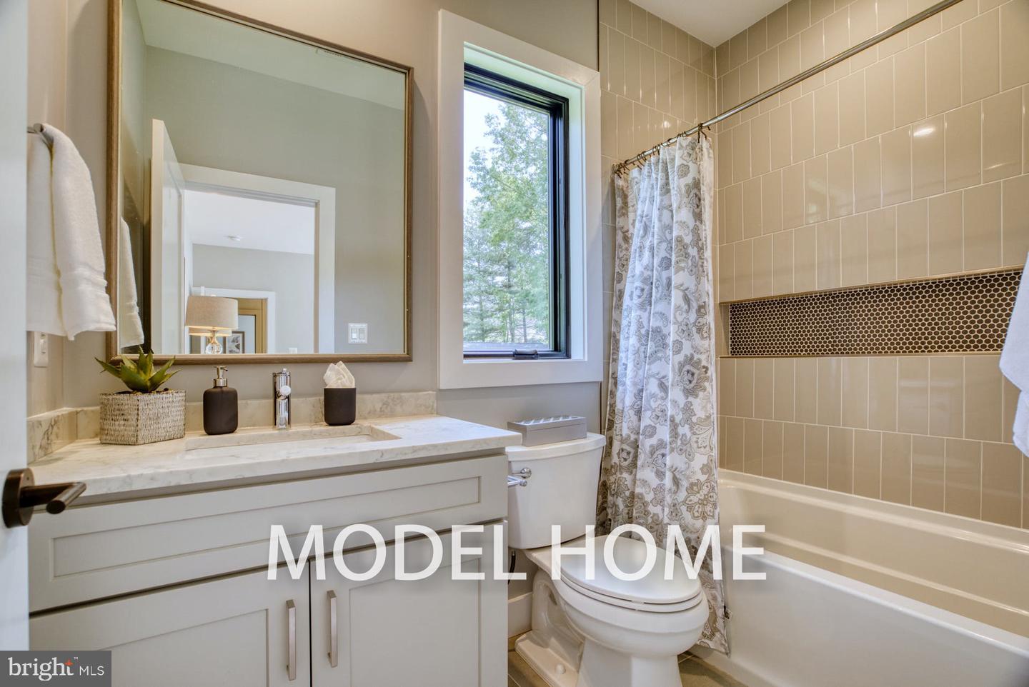 1628 CRAIG LN, MCLEAN, Virginia 22101, 7 Bedrooms Bedrooms, ,6 BathroomsBathrooms,Residential,For sale,1628 CRAIG LN,VAFX2238088 MLS # VAFX2238088