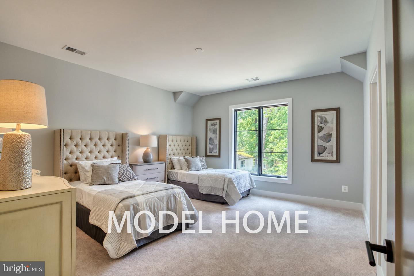 1628 CRAIG LN, MCLEAN, Virginia 22101, 7 Bedrooms Bedrooms, ,6 BathroomsBathrooms,Residential,For sale,1628 CRAIG LN,VAFX2238088 MLS # VAFX2238088