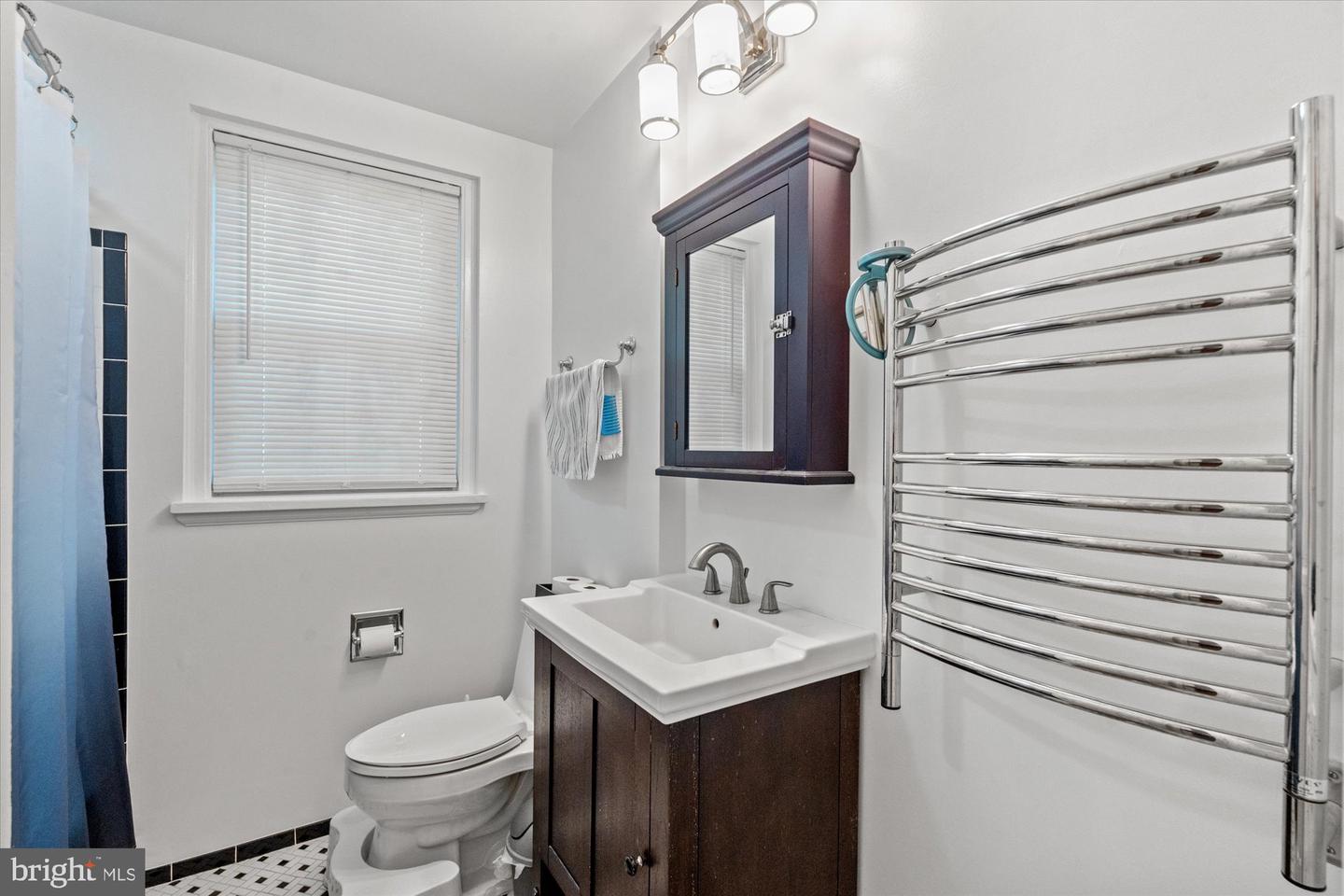 3414 S UTAH ST #B, ARLINGTON, Virginia 22206, 2 Bedrooms Bedrooms, ,2 BathroomsBathrooms,Residential,For sale,3414 S UTAH ST #B,VAAR2056912 MLS # VAAR2056912