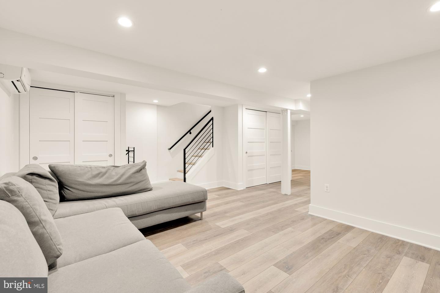 1342 MERIDIAN PL NW, WASHINGTON, District Of Columbia 20010, 5 Bedrooms Bedrooms, ,3 BathroomsBathrooms,Residential,For sale,1342 MERIDIAN PL NW,DCDC2198634 MLS # DCDC2198634