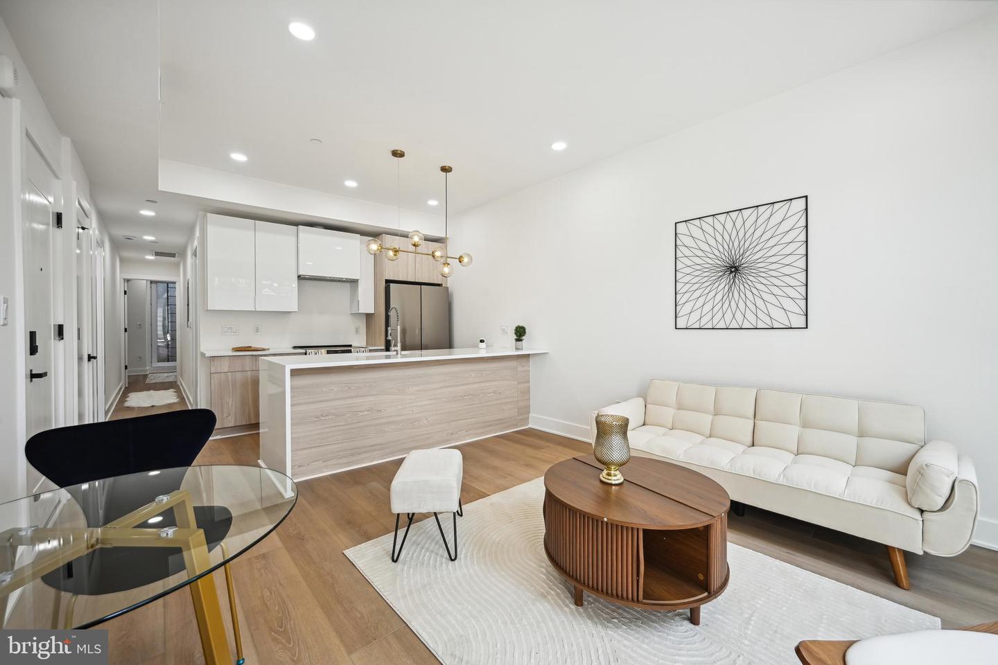 1372 BRYANT ST NE #201, WASHINGTON, District Of Columbia 20018, 2 Bedrooms Bedrooms, ,2 BathroomsBathrooms,Residential,For sale,1372 BRYANT ST NE #201,DCDC2198638 MLS # DCDC2198638