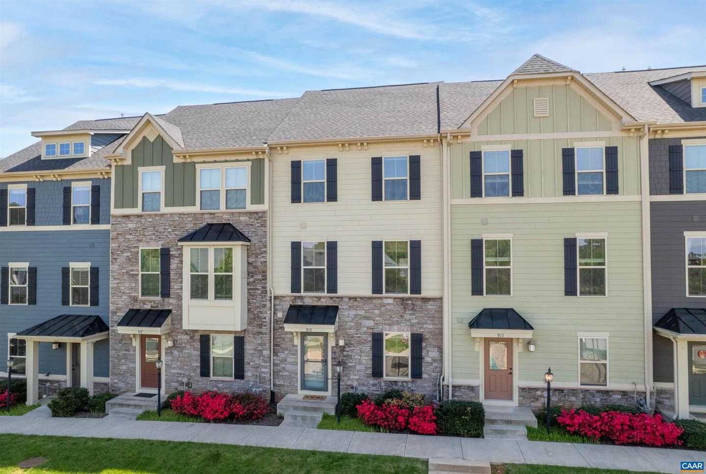 915 FLAT WATERS LN, CHARLOTTESVILLE, Virginia 22911, 3 Bedrooms Bedrooms, ,3 BathroomsBathrooms,Residential,For sale,915 FLAT WATERS LN,663973 MLS # 663973
